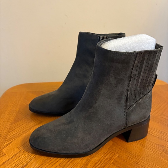 Ladies boots - Picture 4 of 4